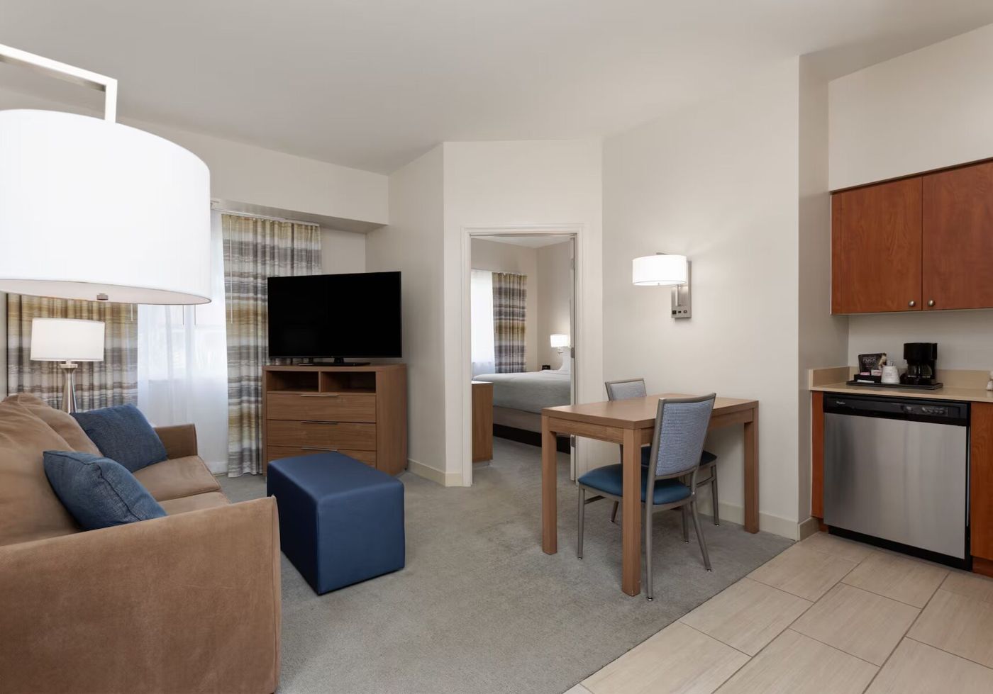 Hawthorn Suites by Wyndham Naples