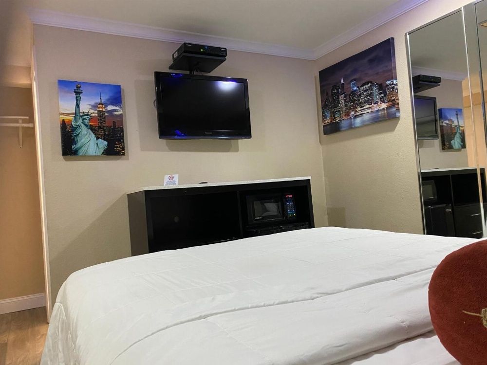 Relax Inn
