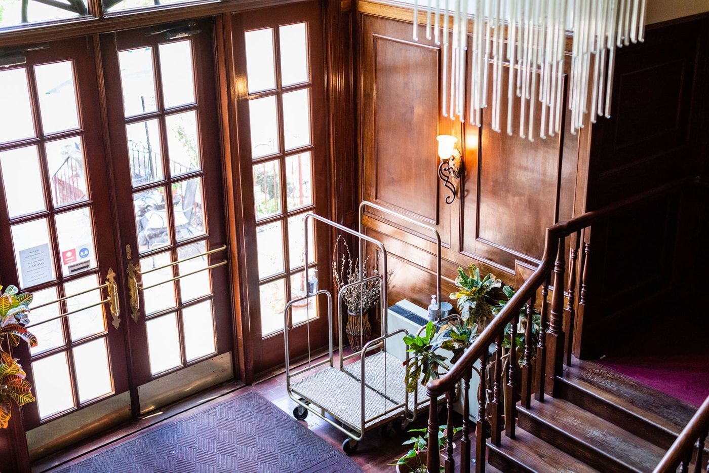 Colts Neck Hotel