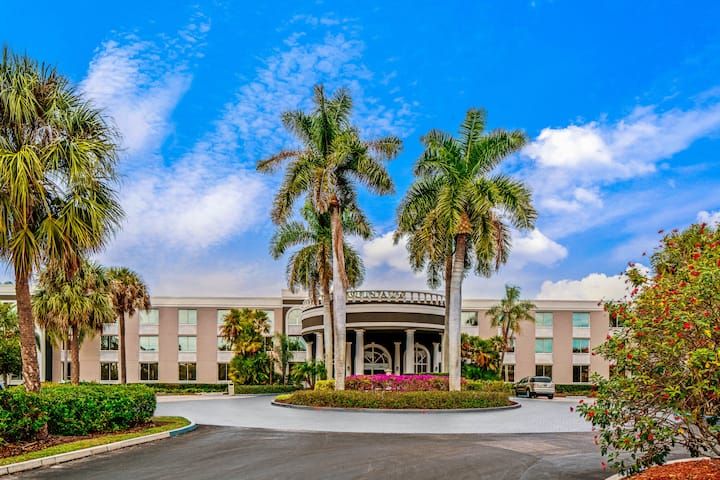 La Quinta Inn & Suites