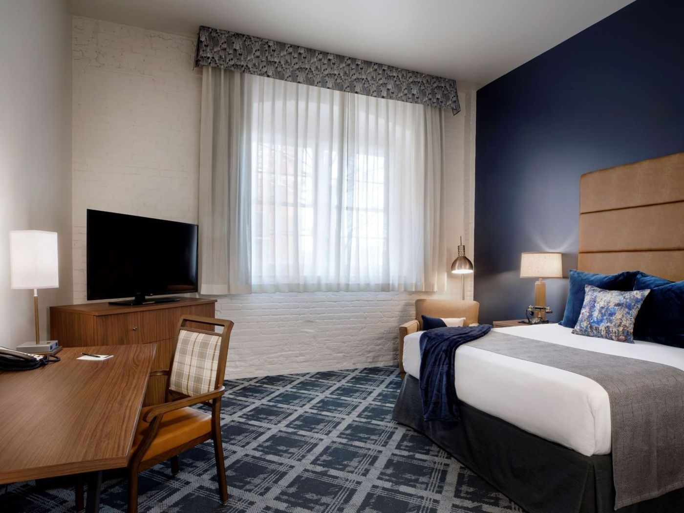 Hotel at Old Town