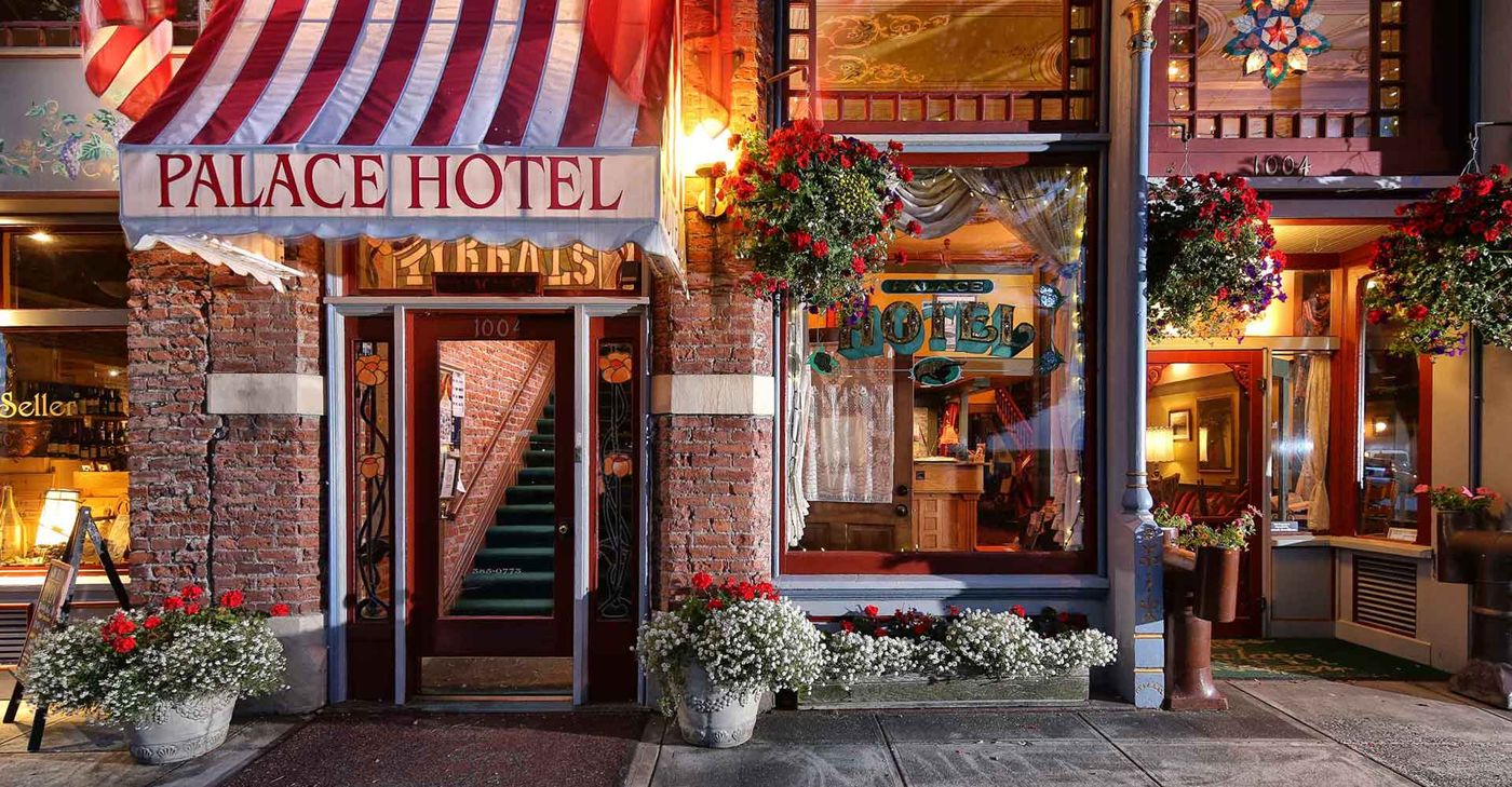 Palace Hotel