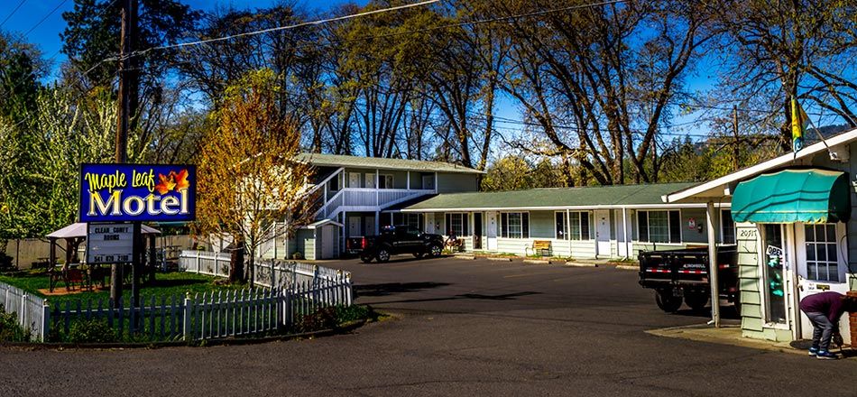 Maple Leaf Motel