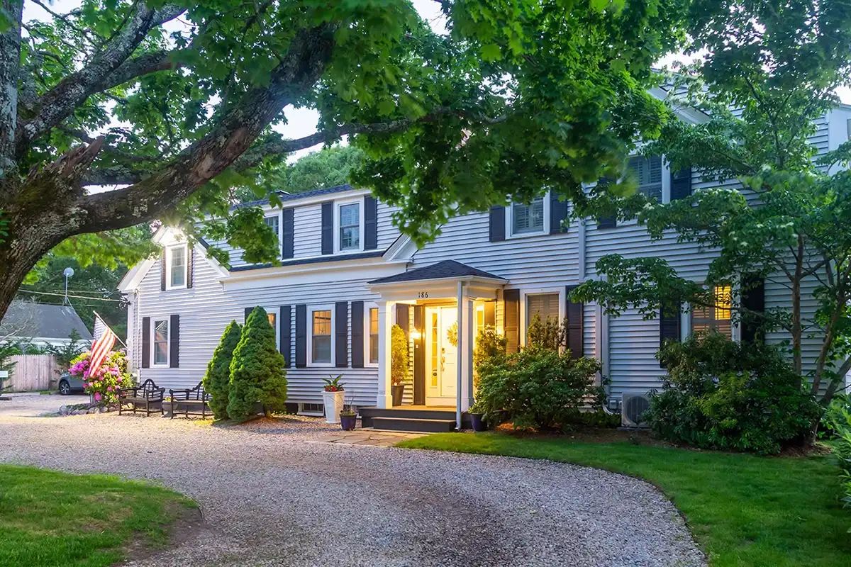 The Platinum Pebble Boutique Inn