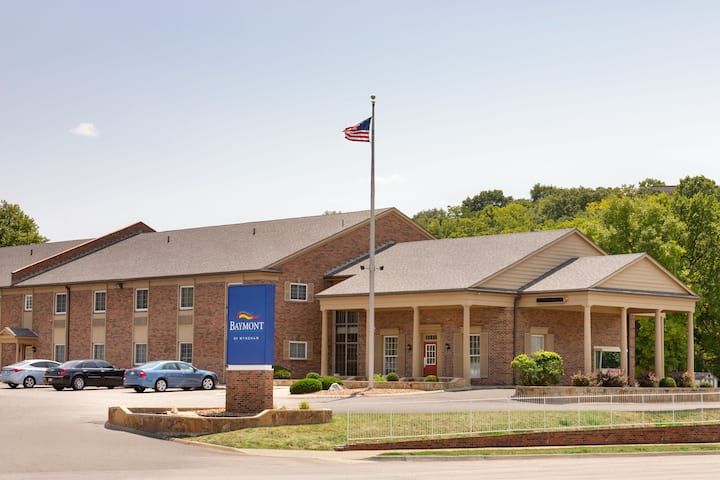 Baymont by Wyndham Kansas City KU Medical Center