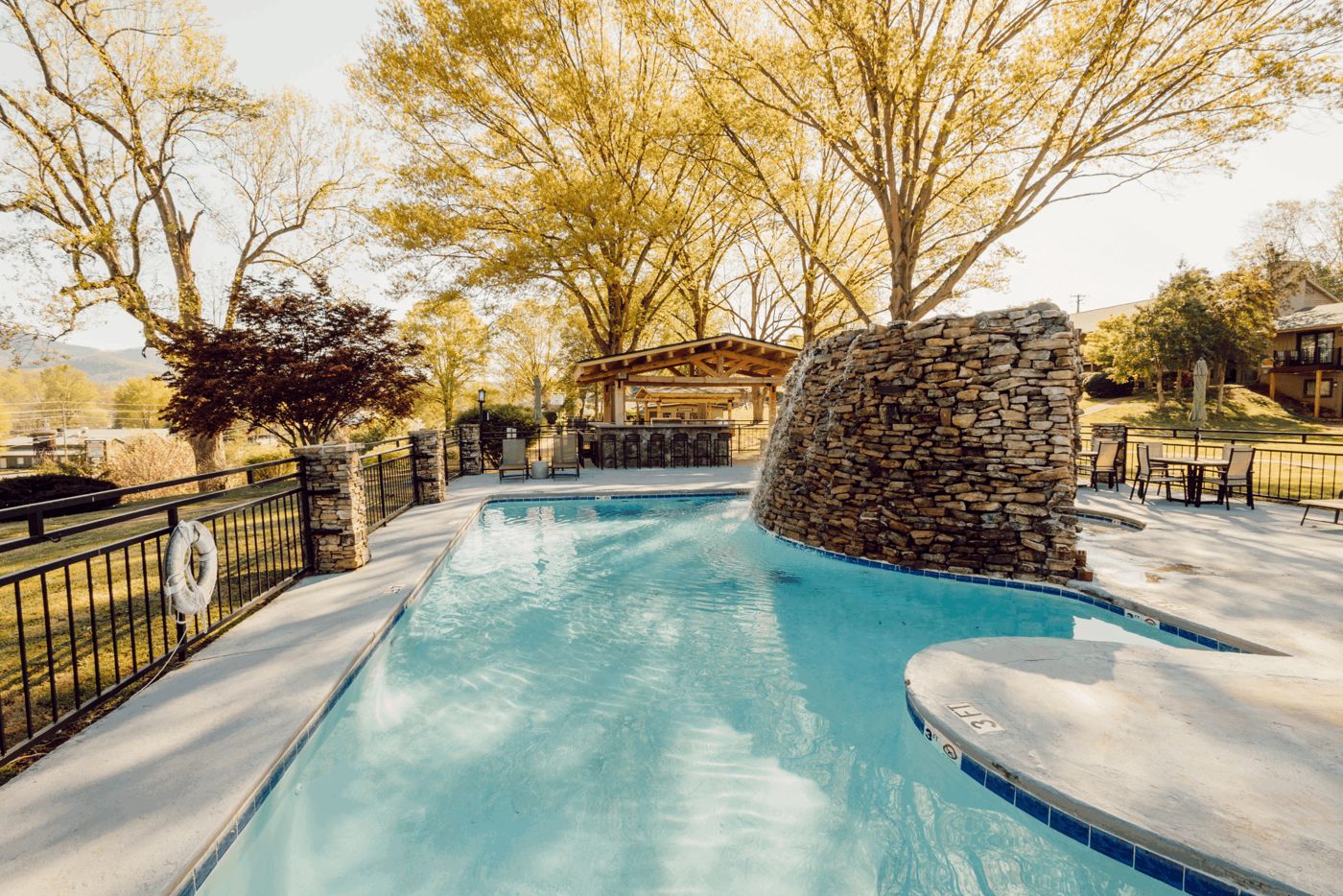 Tremont Lodge and Resort