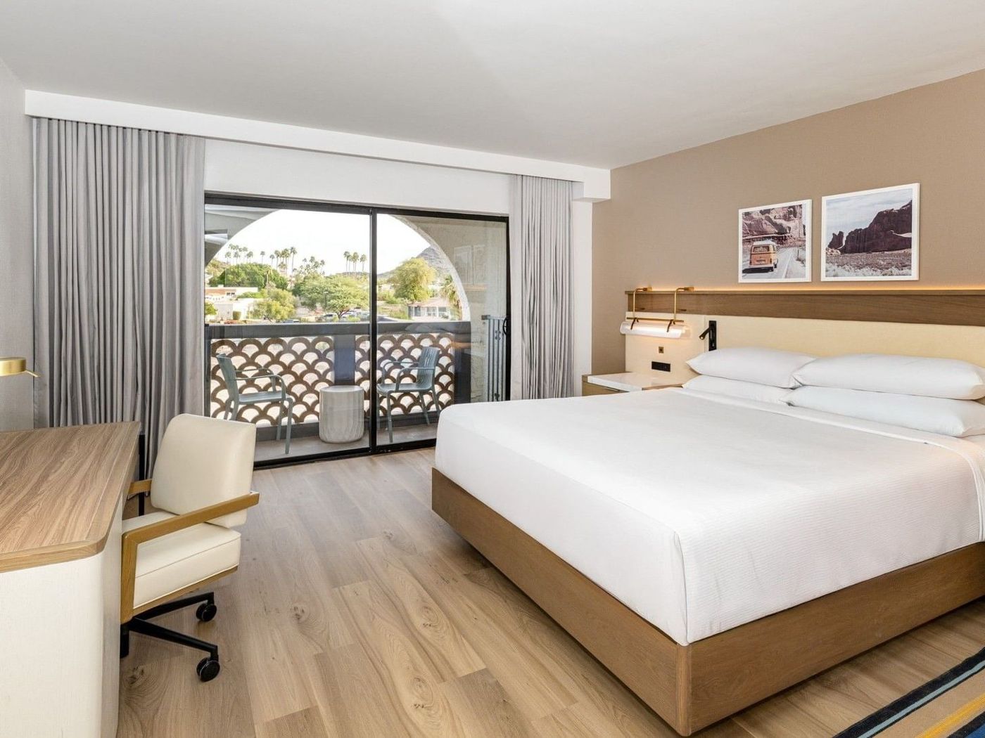 Hilton Phoenix Resort at the Peak