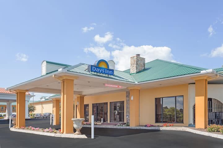 Days Inn Lenoir City