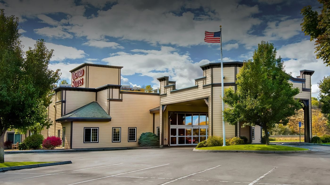 Oxford Suites Pendleton