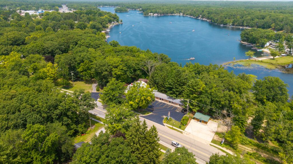 Lakeside Motel