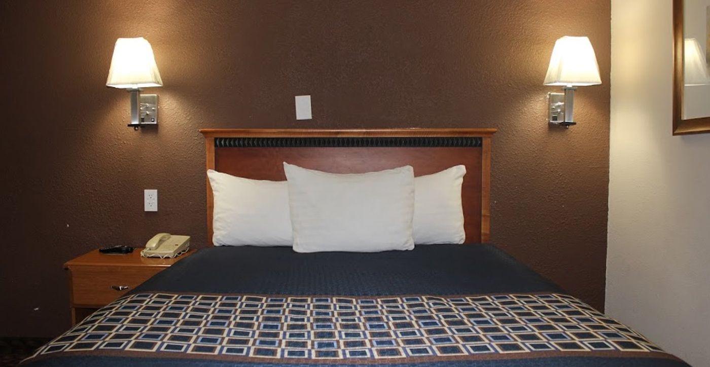 Travel Inn Omaha