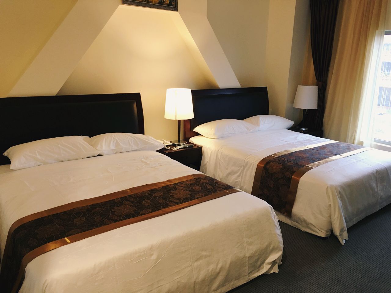 John Hotel