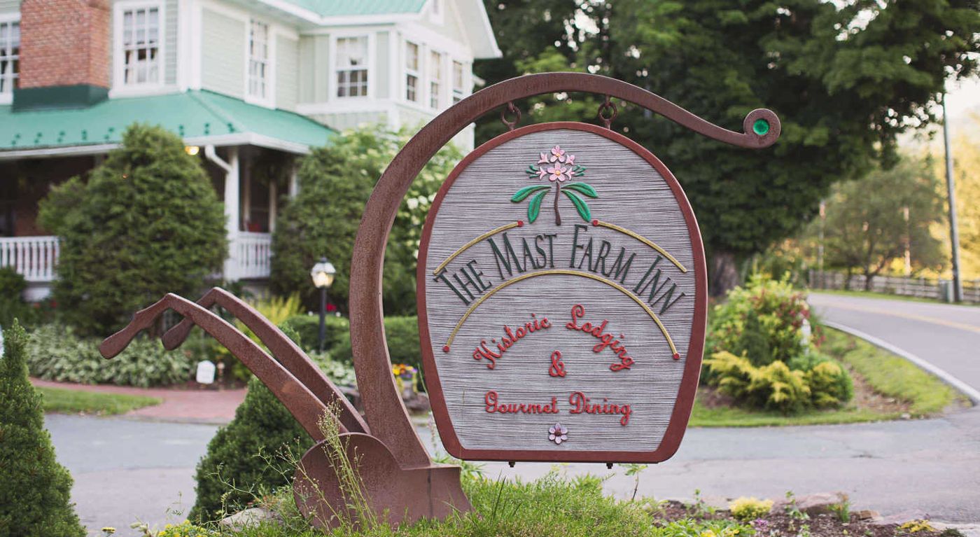 Mast Farm Inn
