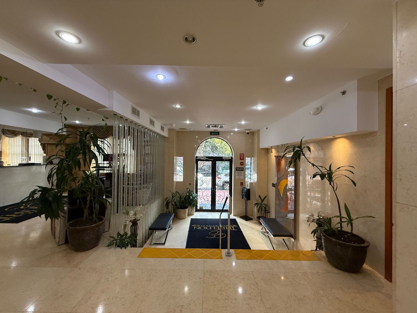 Eldon Luxury Suites
