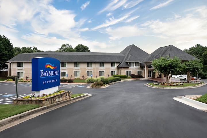 Baymont inn & Suites