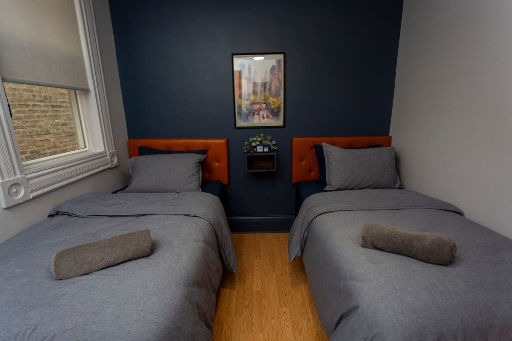 Chicago Parthenon Hostel