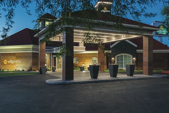 La Quinta Inn & Suites Phoenix Chandler