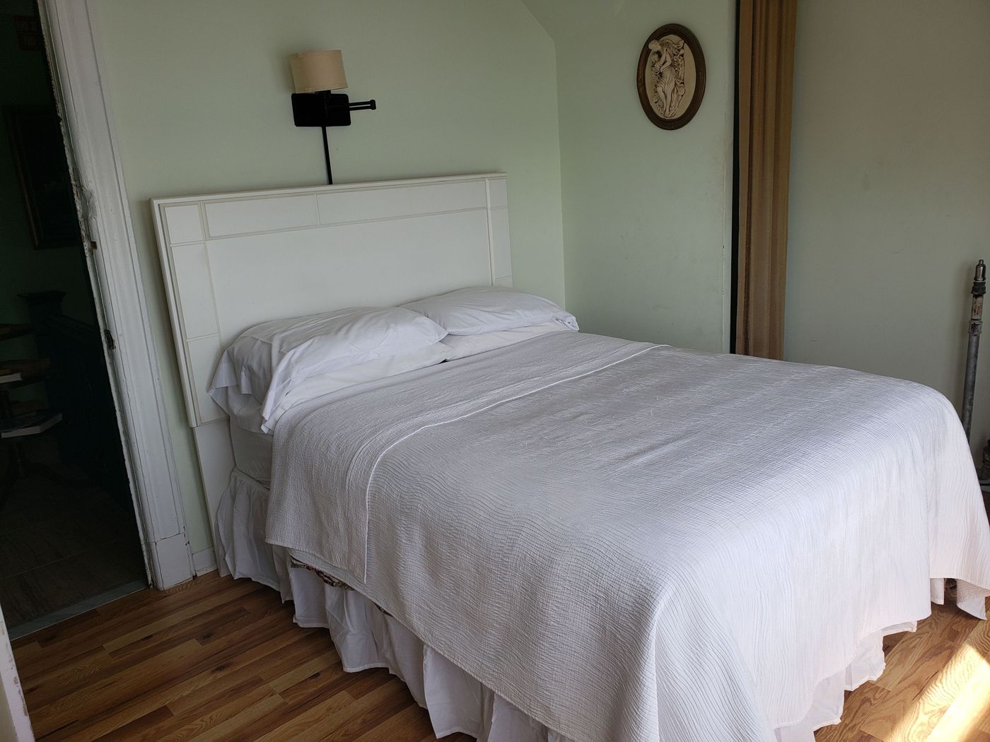 Harbor House Bed & Breakfast