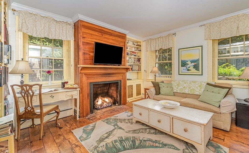 Fallen Tree Farm Bed and Breakfast