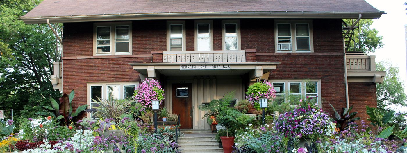 Mendota Lake House Bed and Breakfast