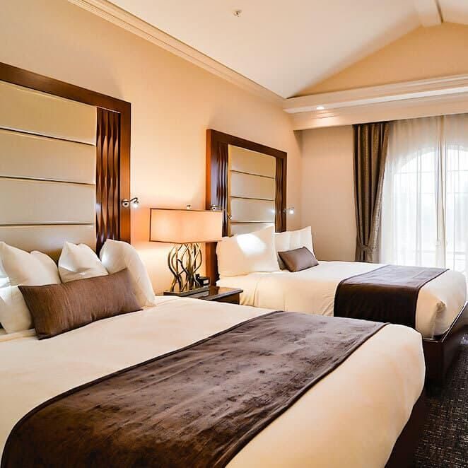 Eden Resort & Suites