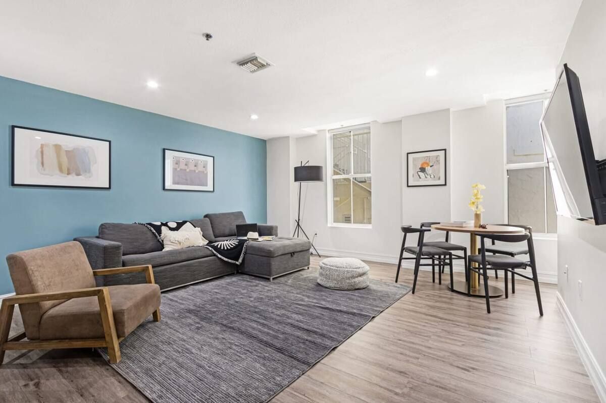 The Lofts On Clematis | Stay West Palm
