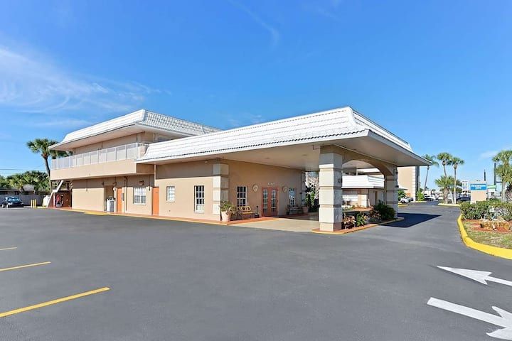Travelodge by Wyndham Venice