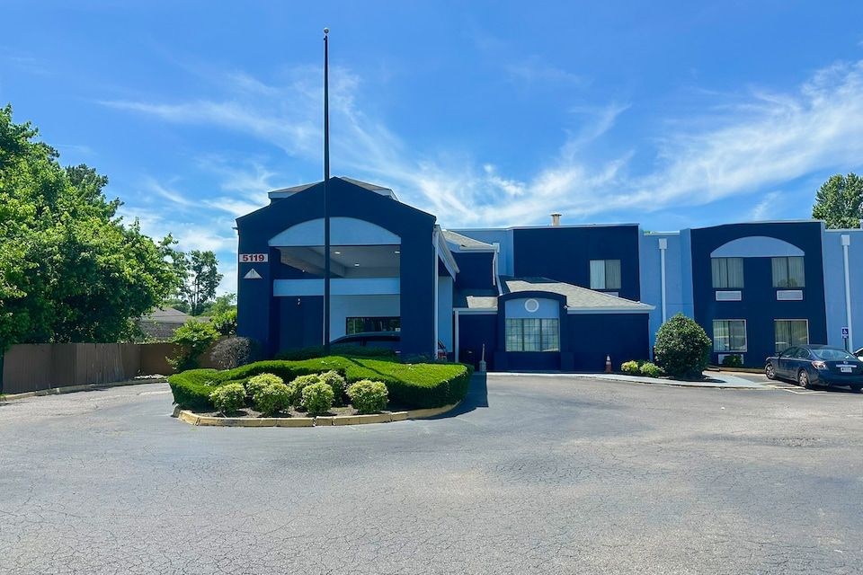 Classic Inn By Townhouse American Way Memphis I 240