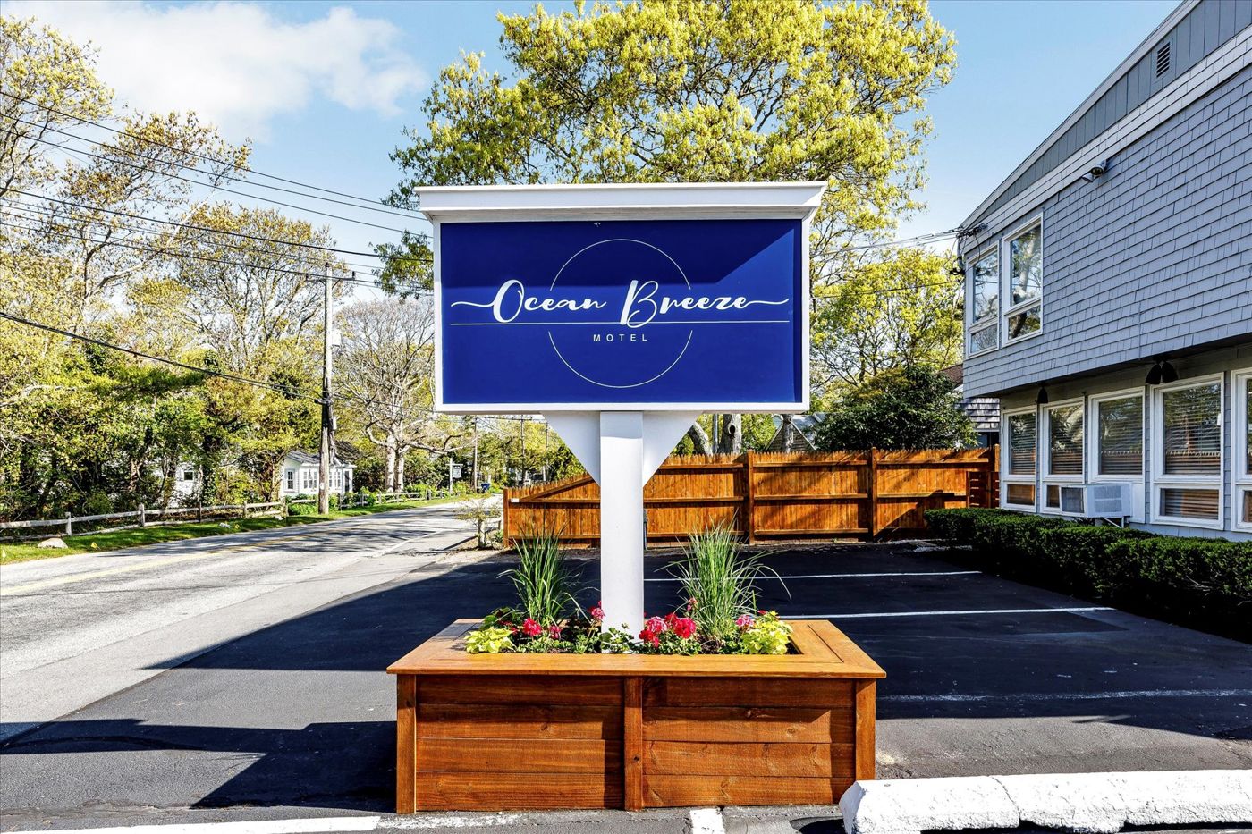 Ocean Breeze Motel