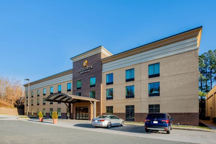 Holiday Inn Express Edgewood Aberdeen Bel Air