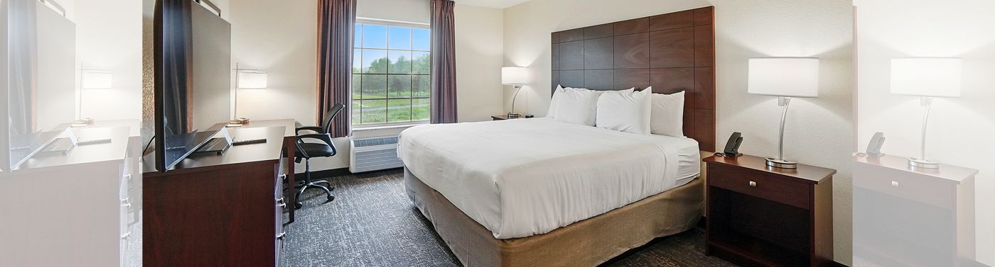 Cobblestone Hotel & Suites
