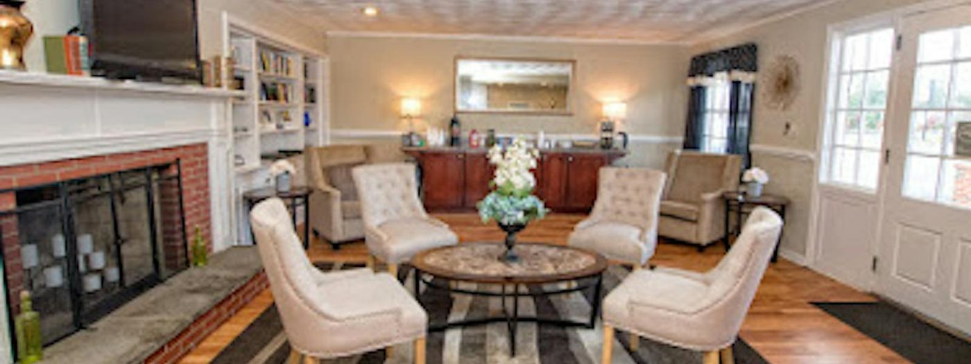 Colonial Inn Seekonk