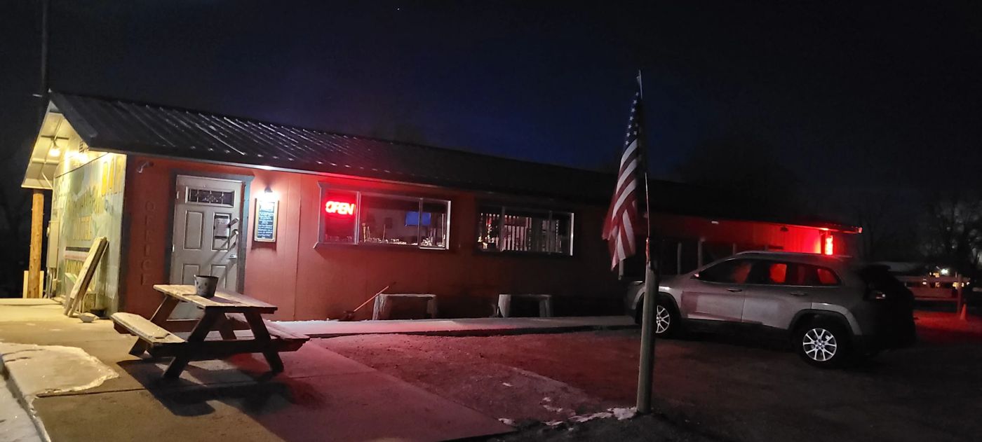 Whispering Elms Motel & RV Park