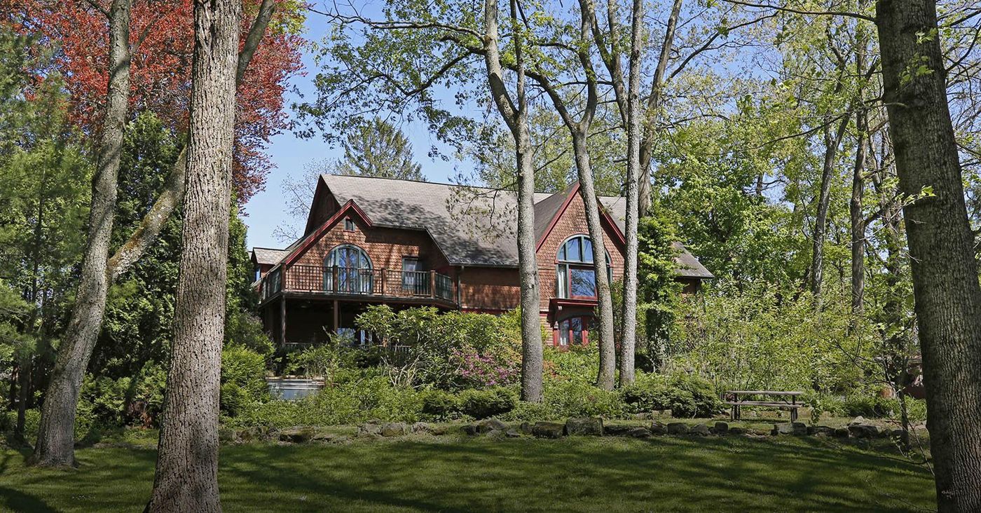 The Carriage House Inn Meadville