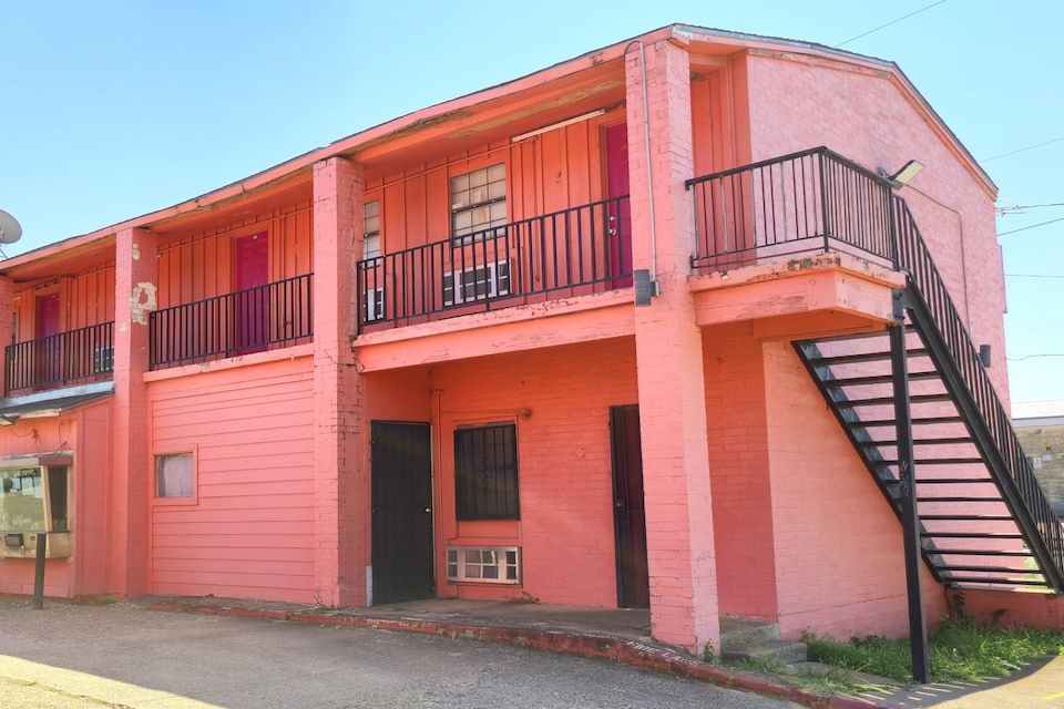 Way Side Inn by Hotel O Dallas near Fair Park Downtown
