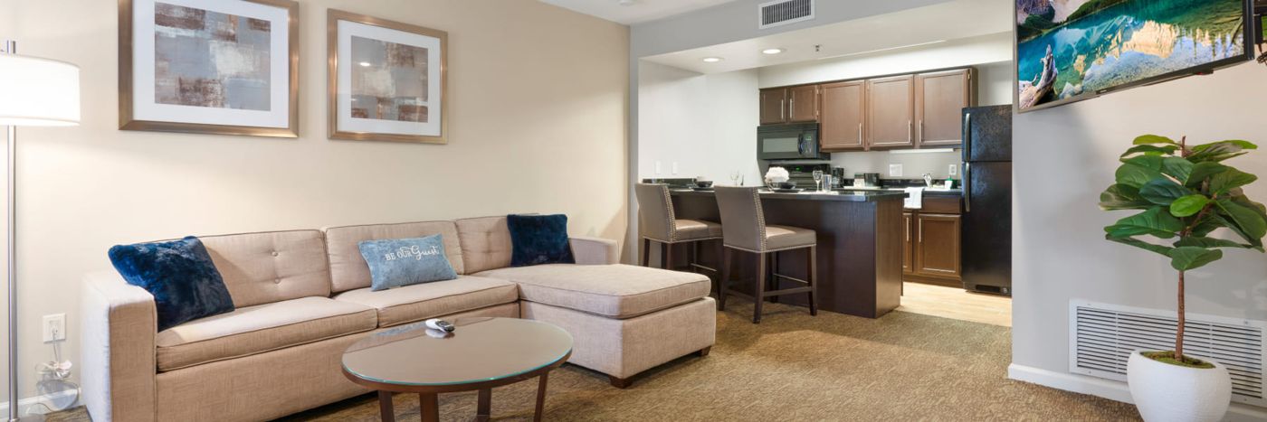 Chase Suite Hotel Brea