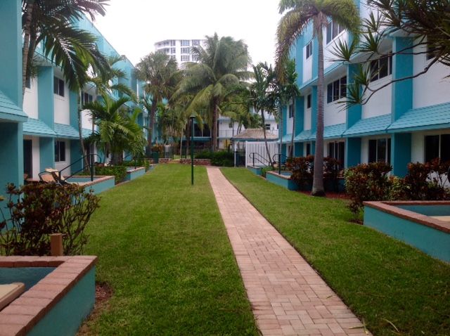 Surf Rider Condominiums Assoc