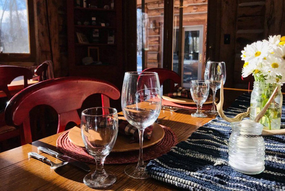 Bentwood Inn