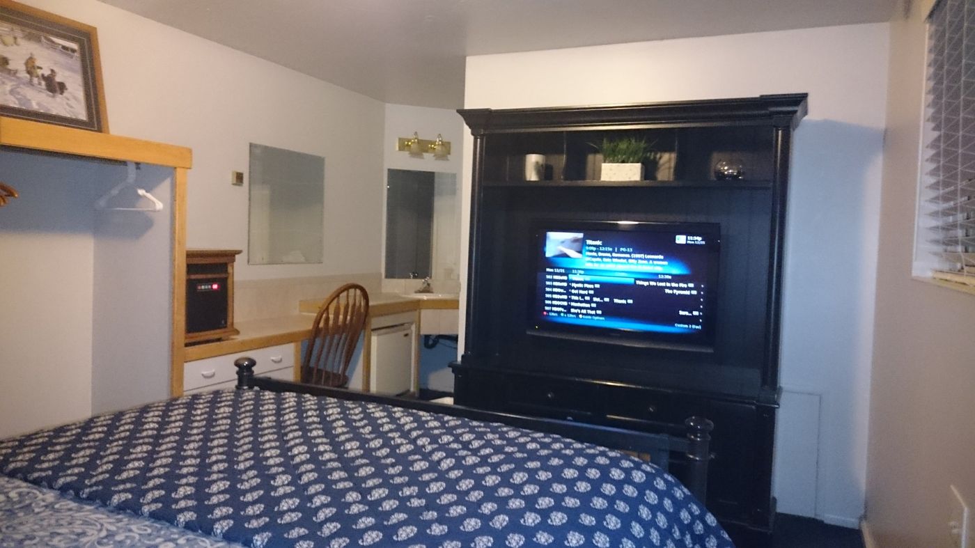 Majestic Rockies Motel