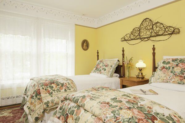 Golden Stage Inn
