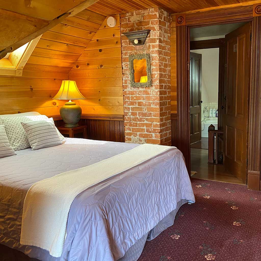 MaMere's Guest House