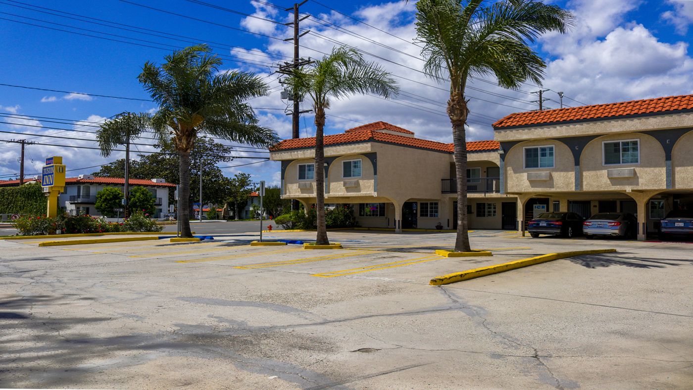 Orange Tustin Inn