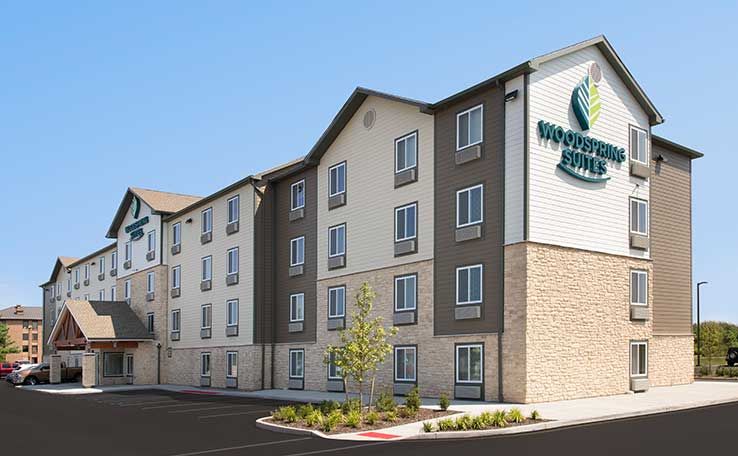 WoodSpring Suites