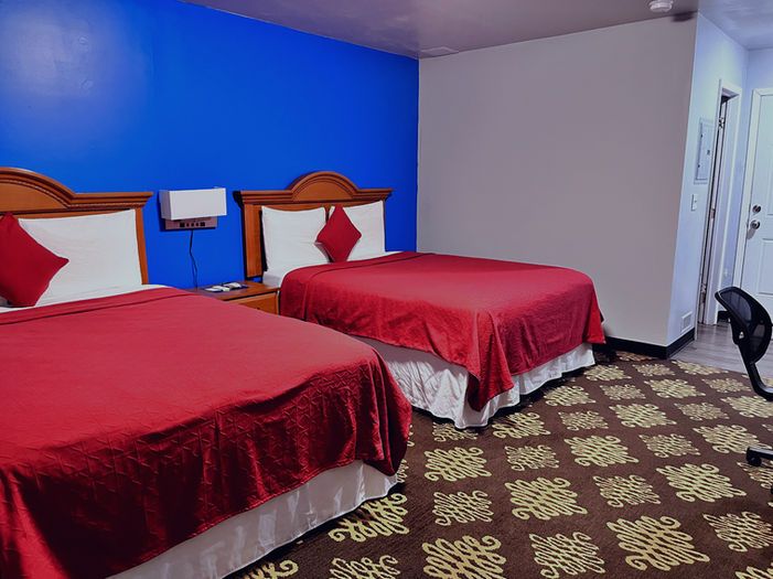 Midway Motel