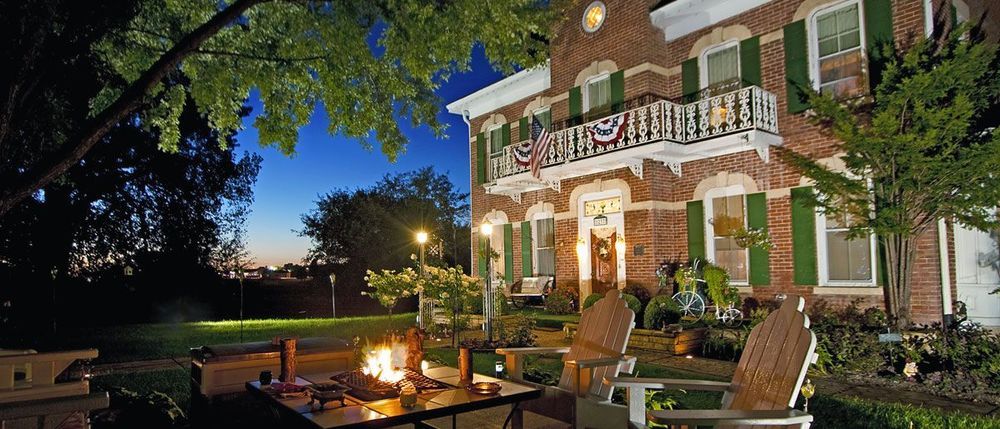 Cloran Mansion Bed and Breakfast