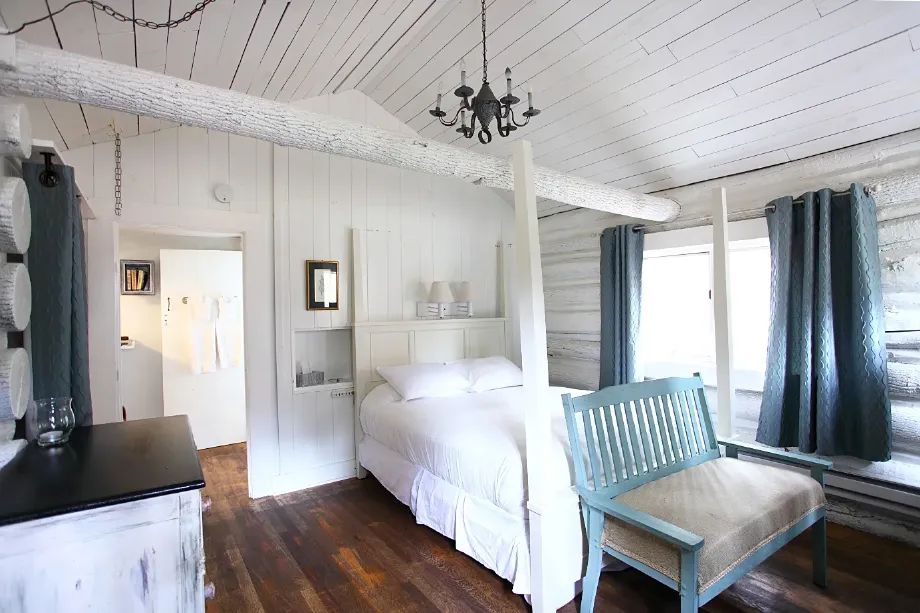 The Pines Cottages