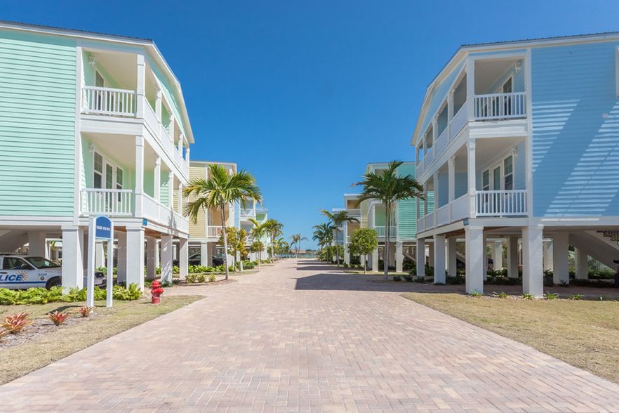 Little Torch Cottages Apartments