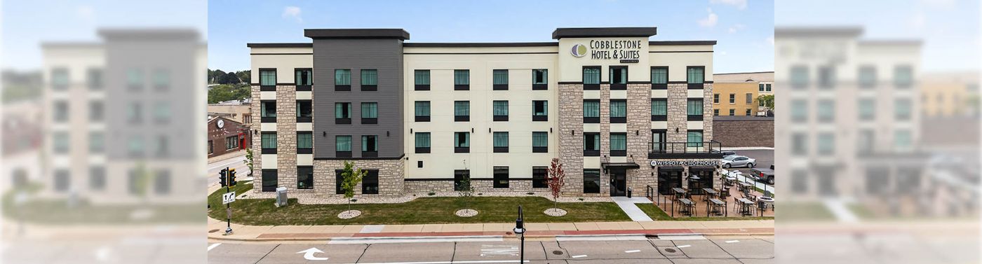 Cobblestone Hotel & Suites - Waukesha/West Milwaukee