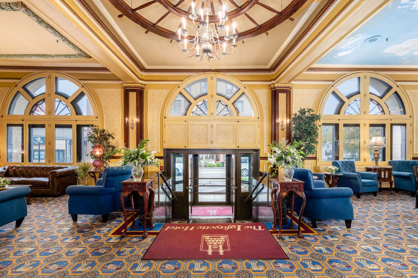 Lafayette Hotel