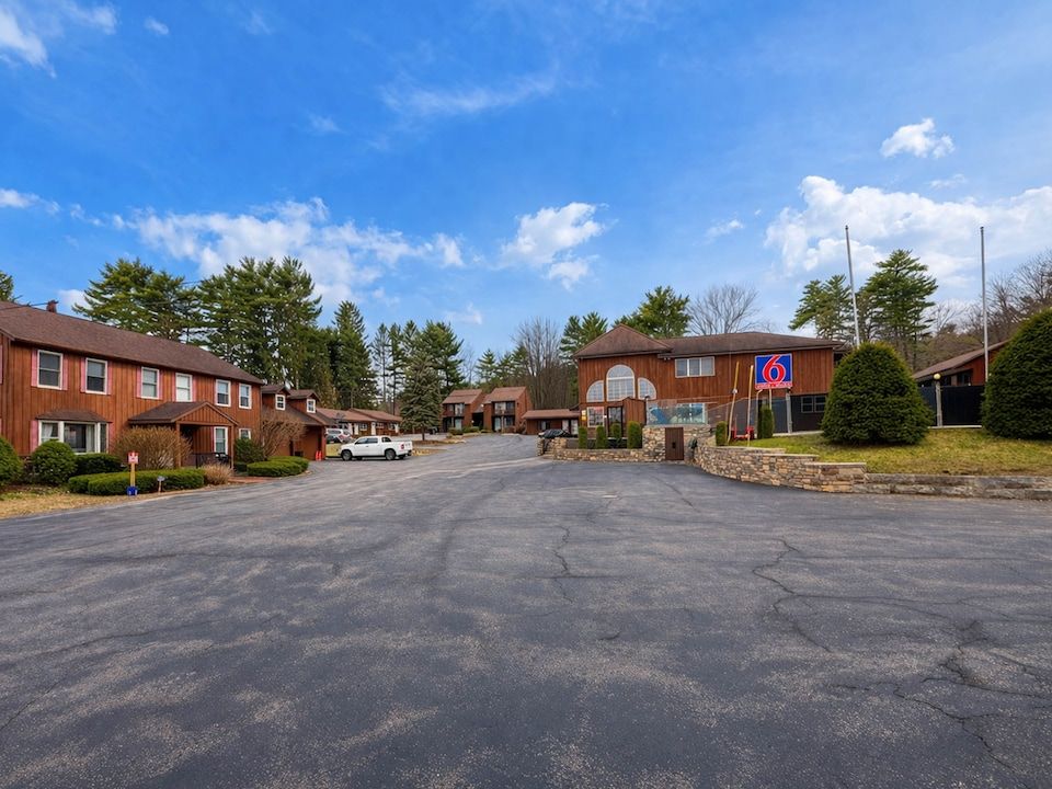 Motel 6 Lake George, NY – Adirondacks